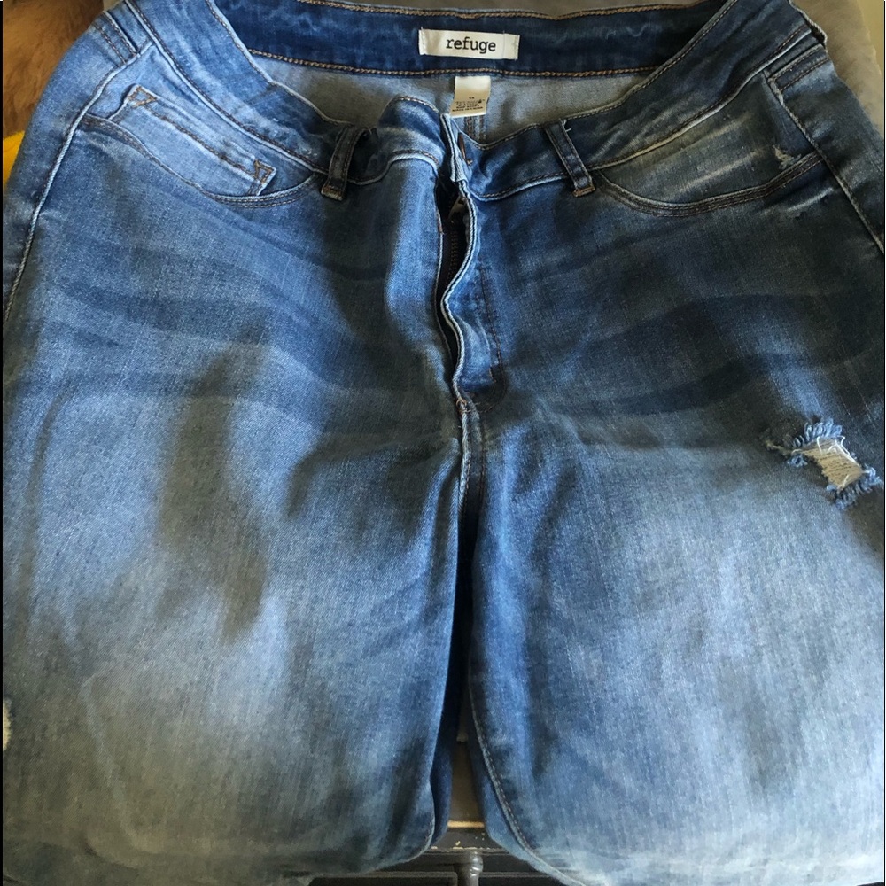 Ripped jeans